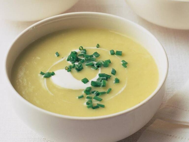 طرز-تهیه-سوپ-تره-فرنگی