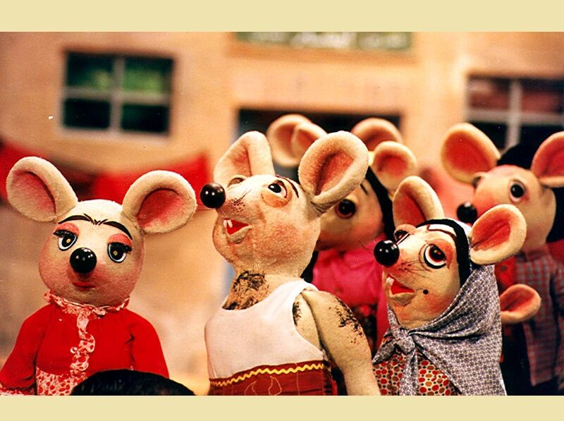 عروسکهایی که پروانه زرین را لمس نکردند