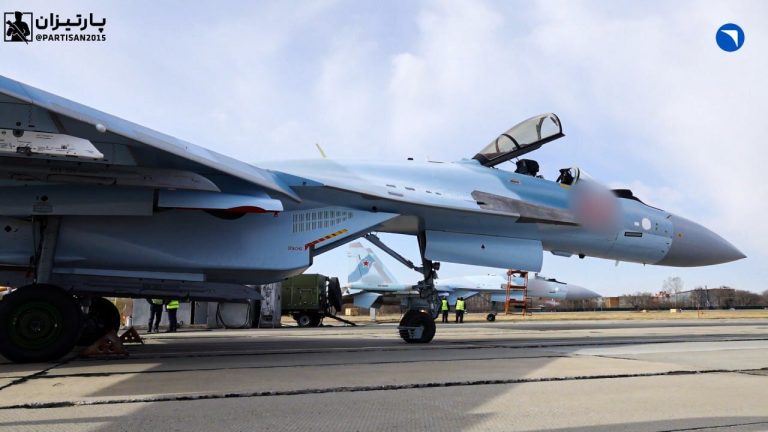 اولین دسته از جنگنده‌های سوخو۳۵ وارد میدان شدند