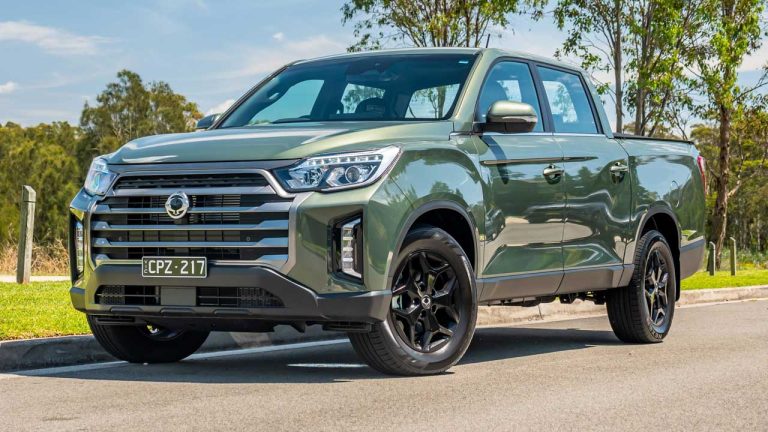 KGM-Musso-Grand-Khan-1