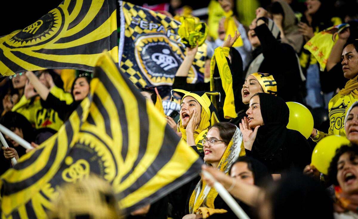 تماشاگران زن