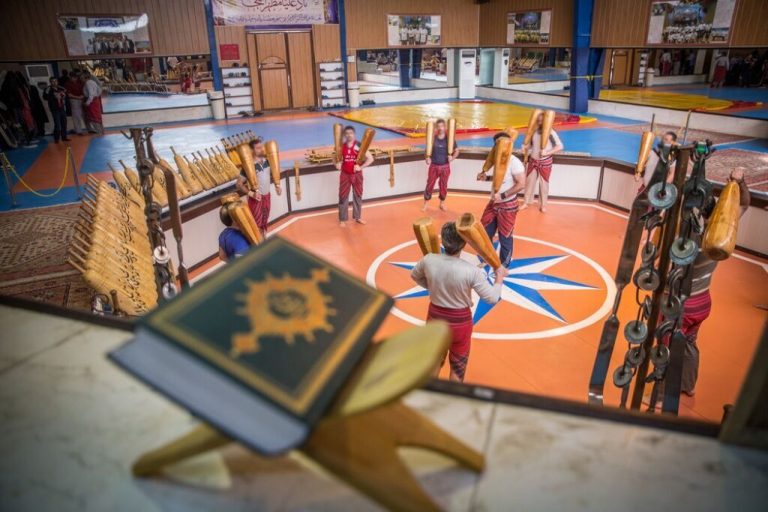 مسابقات قهرمانی زورخانه‌ای