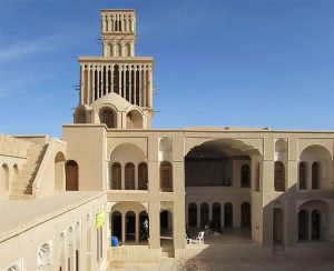 خانه آقازاده در ابرکوه