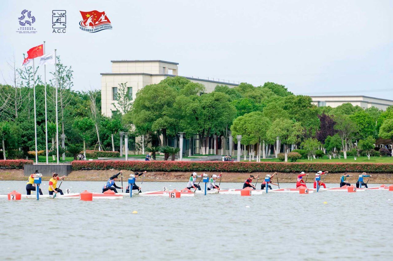 قایقرانی آبهای آرام آسیا