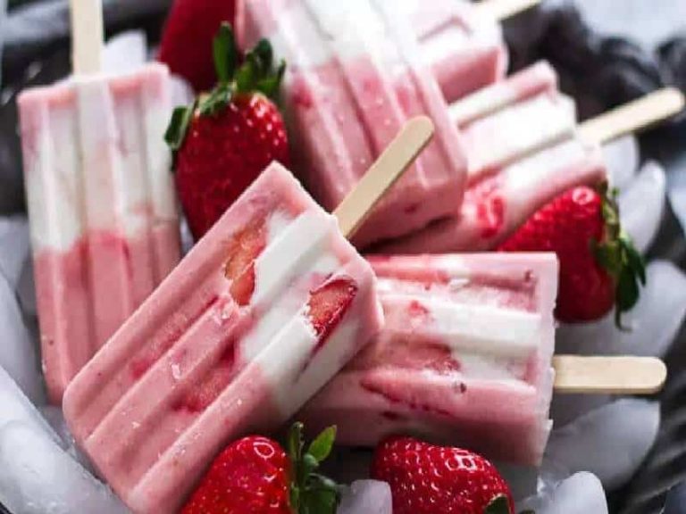 بستنی یخی توت فرنگی