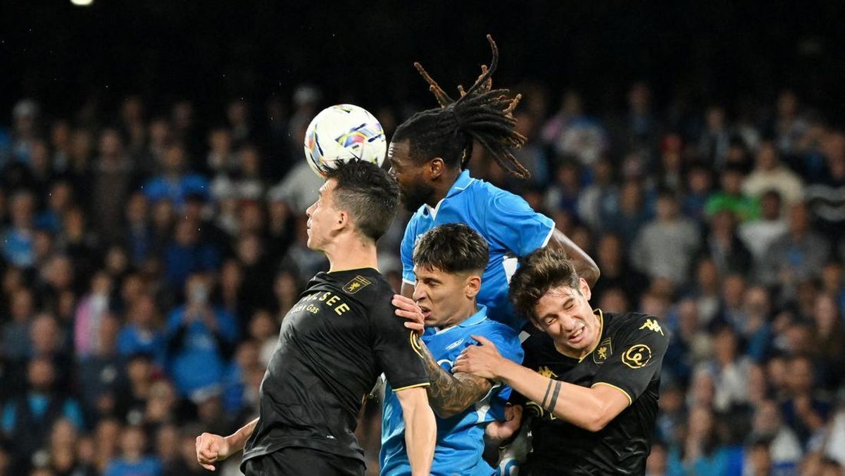 توقف ناپولی