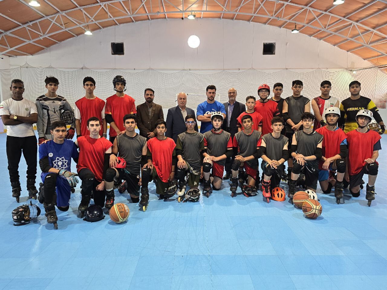 رولبال جوانان