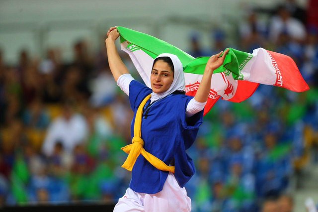 سحر غنیزاده