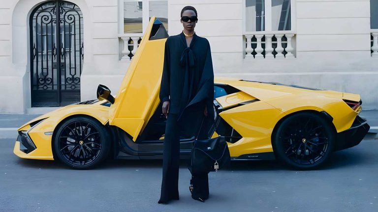 همکاری لامبورگینی و بالنسیاگا برای عرضه لباس‌های لوکس با قیمت‌های نجومی