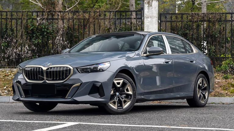 ب‌ ام‌ و 525Li