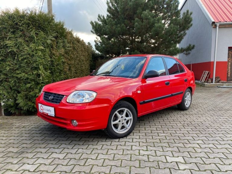 هیوندای ورنا