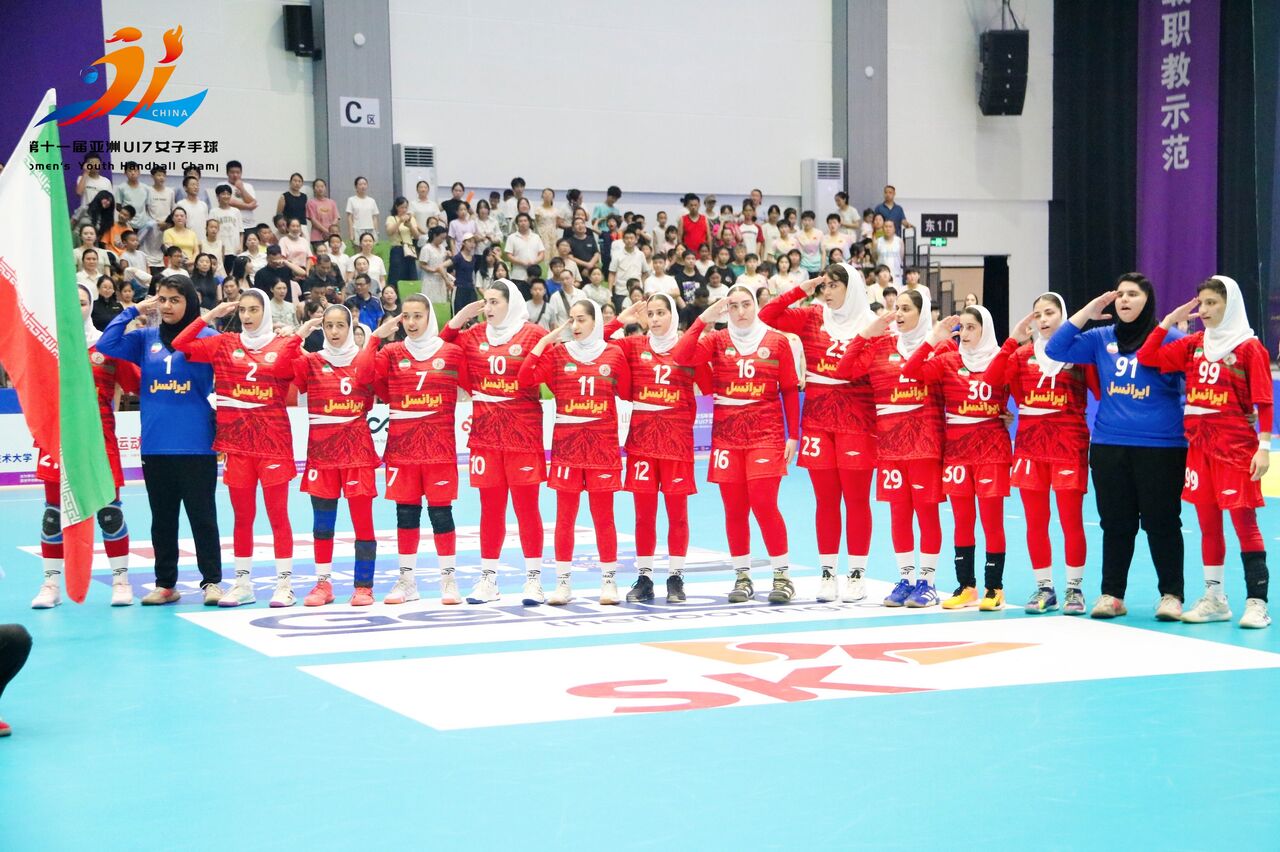 دختران هندبال