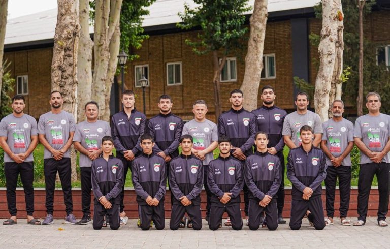 فرنگی‌کاران نوجوان