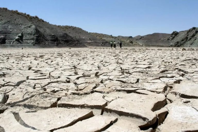 کمبود آب