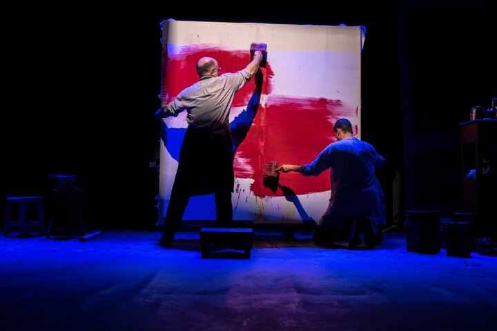 تئاتر لازمه روزگار بحران