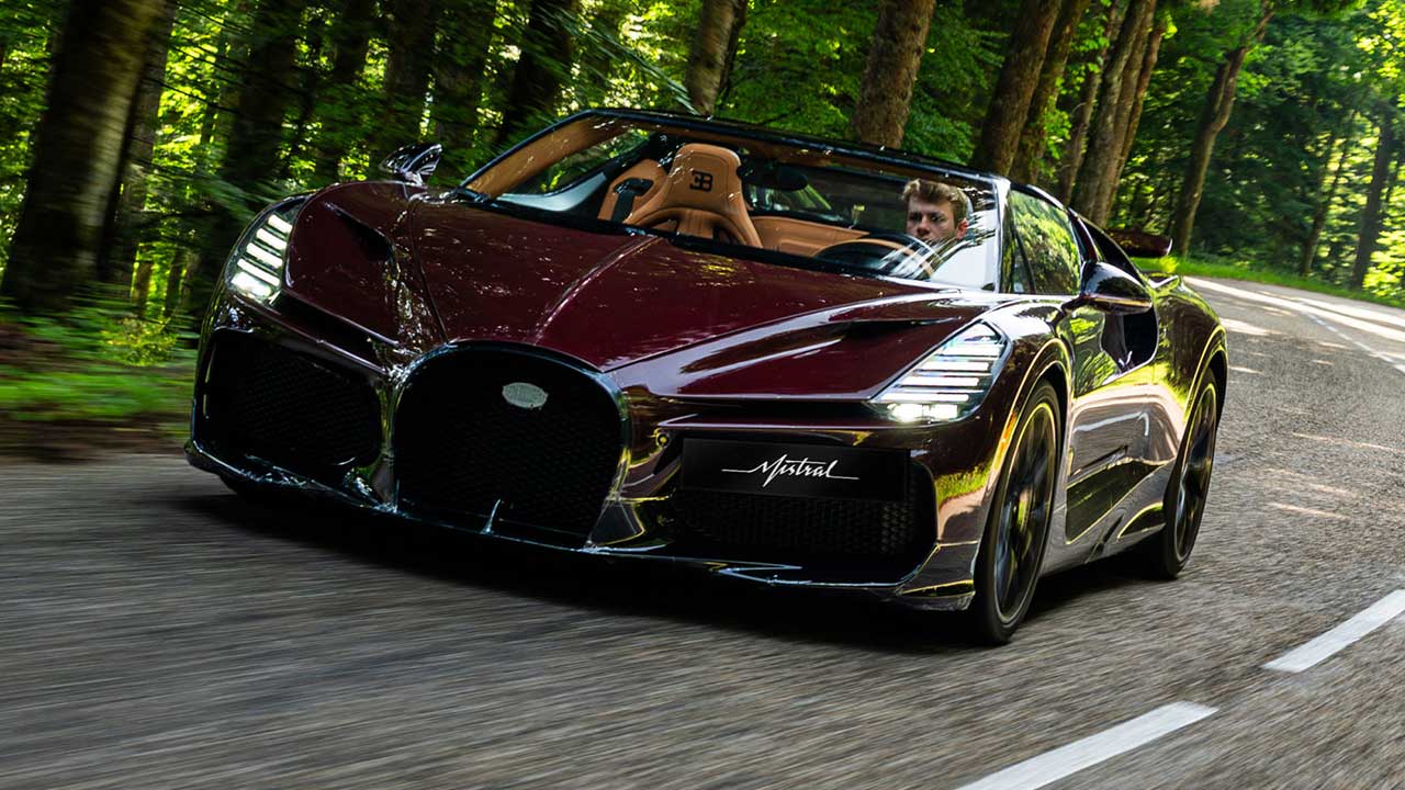 آزمایش‌های سخت بوگاتی میسترال پیش از تحویل آخرین هایپرکار W16