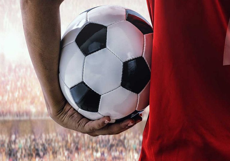 واسطه باش و پادشاهی کن!