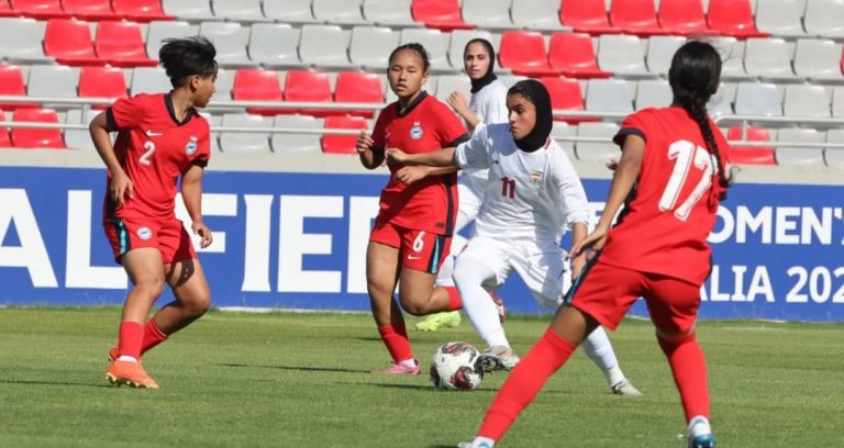 فوتبال بانوان