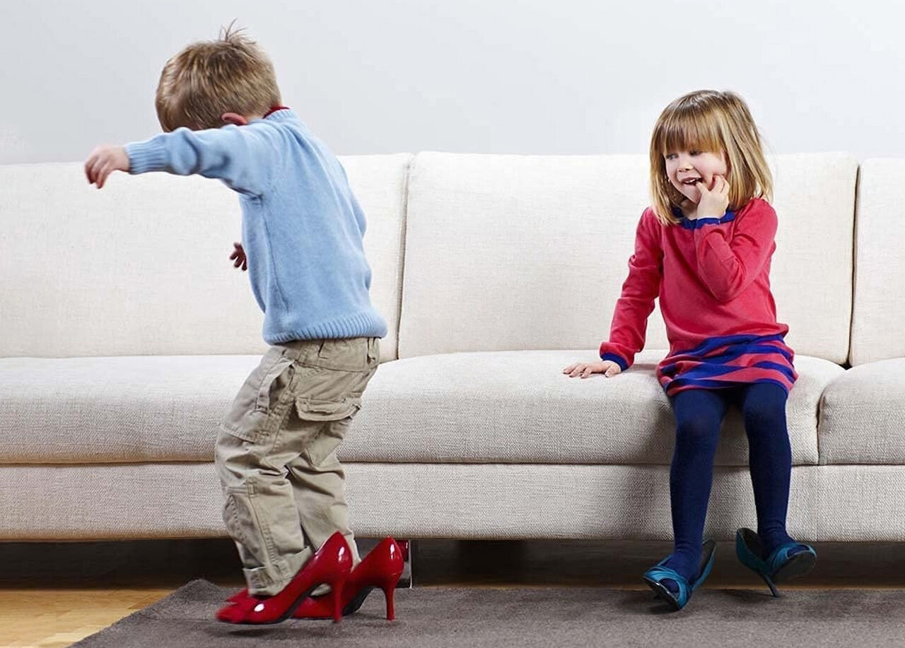 تقلید رفتارهای جنس مخالف در کودکان