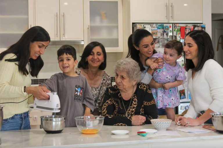 سنت‌ها و عادات یونانیان