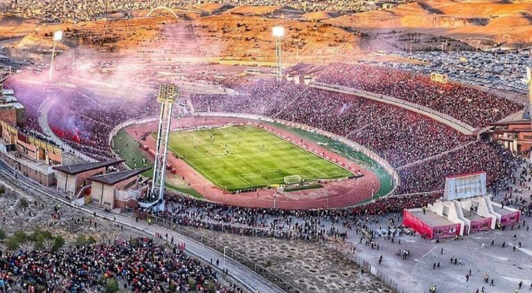 میزبانی تراکتور