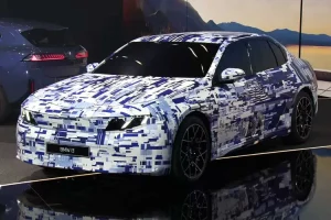 پیش‌نمایش بی‌ام‌و i3