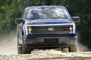 معرفی فورد F-150 لایتنینگ STX