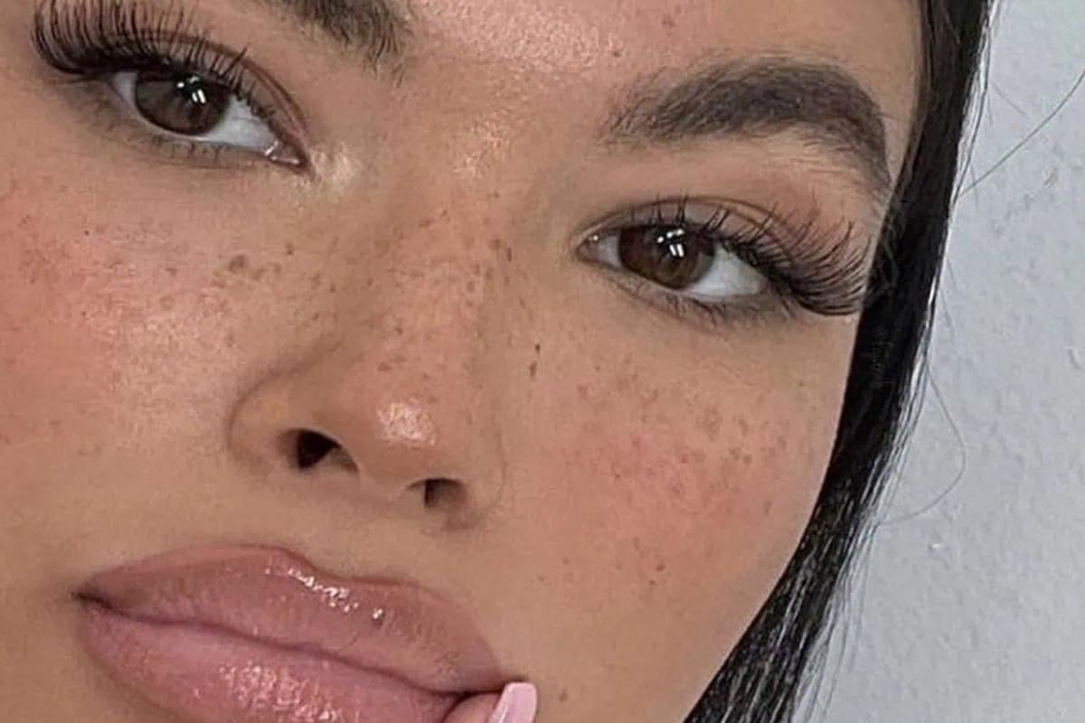 اکستنشن مژه