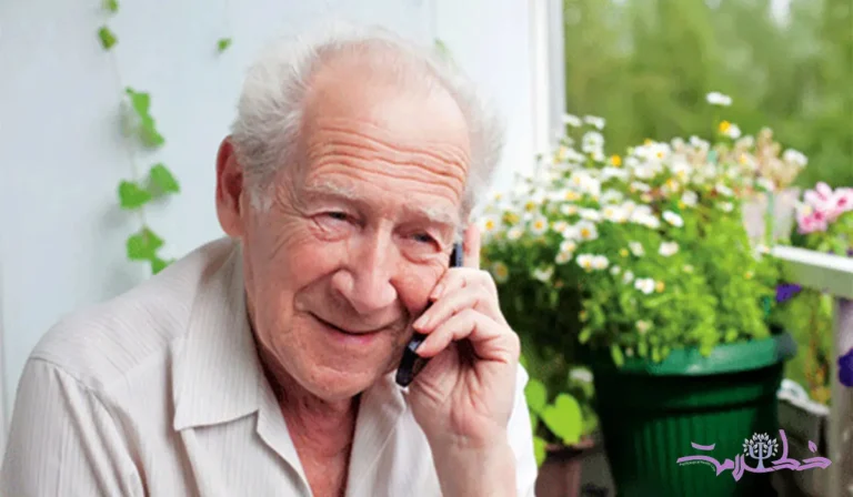 یک جمله بگویم که بدنتان کمی بلرزد؟ حضرت رسول(ص) می‌فرماید النّاسُ نیامٌ اذا ماتو انتبهوا (مردم در این دنیا خوابند و وقتی می‌میرند، از خواب برمی‌خیزند).