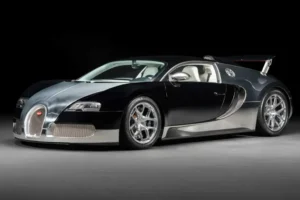 حراج خاص‌ترین نسخه بوگاتی ویرون با بدنه آلومینیومی آینه‌ای