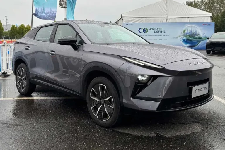 معرفی فیس‌لیفت فونیکس FX با چهره جدید و پیشرانه هیبرید