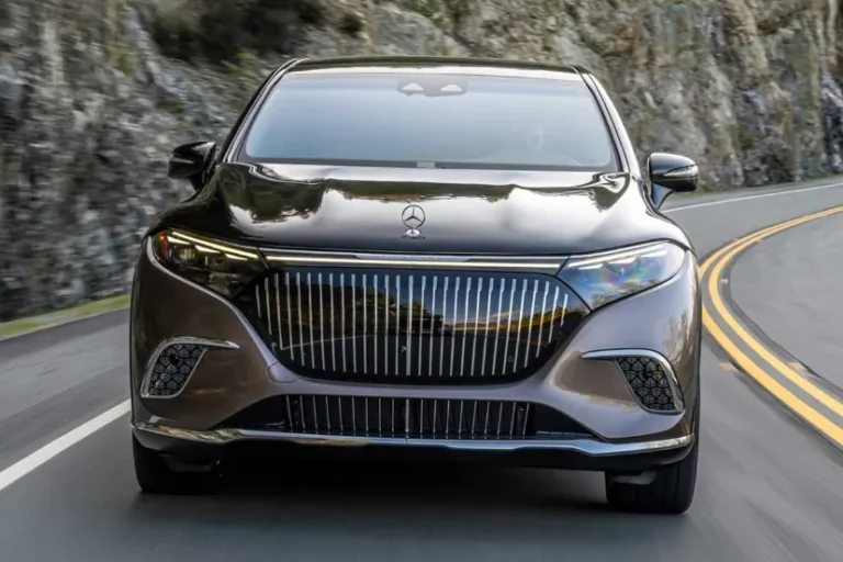 چوب حراج مرسدس به خودروهای برقی خود با تخفیف ۵۰ هزار دلاری!