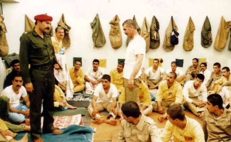 ادبیات اسارت