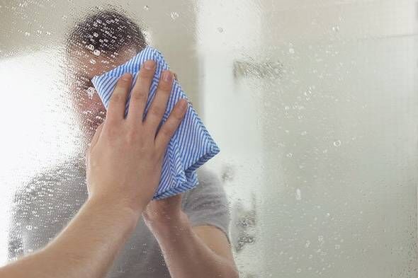 حفظ درخشش آینه