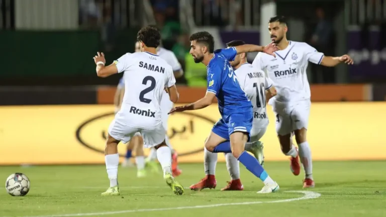 استقلال و ملوان