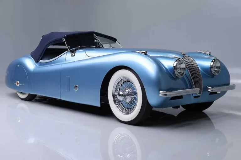 جگوار XK120