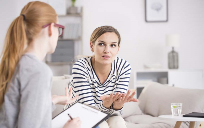 چگونه از یک شخص بخواهیم مشاور ما باشد؟