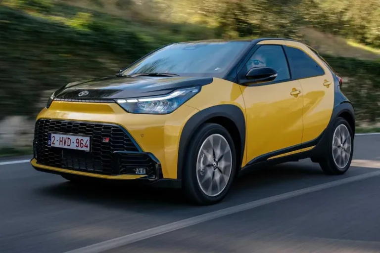 تویوتا آیگو X