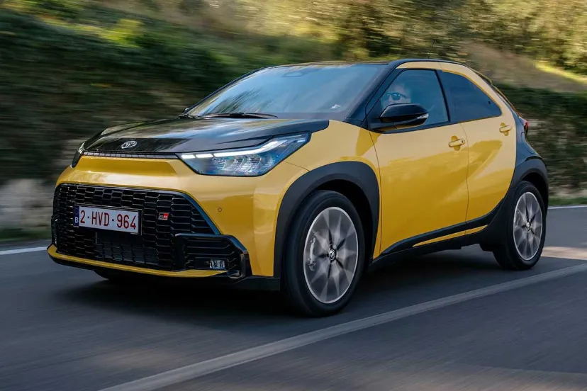 تویوتا آیگو X