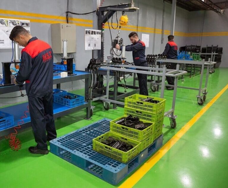 تربیت نیروی کار ماهر