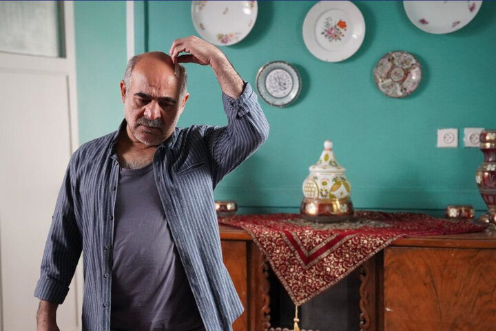 «چشم‌ بسته»