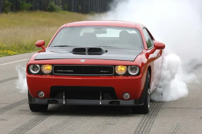 دوج چلنجر SRT10