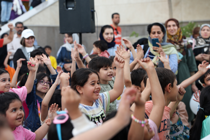 فردایی بهتر