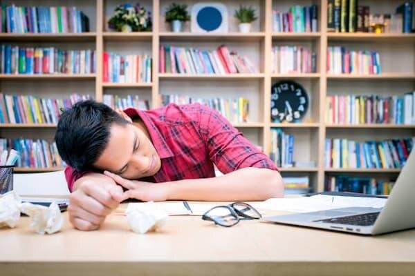 چرت نیمروزی