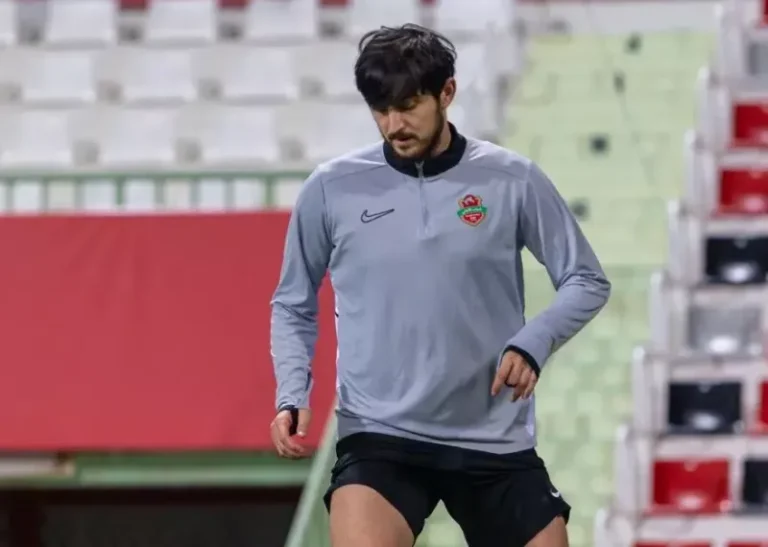 سردار آزمون