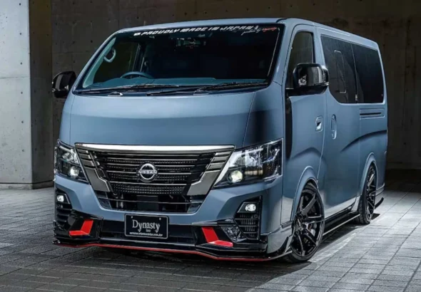 ون نیسان با لباس GT-R