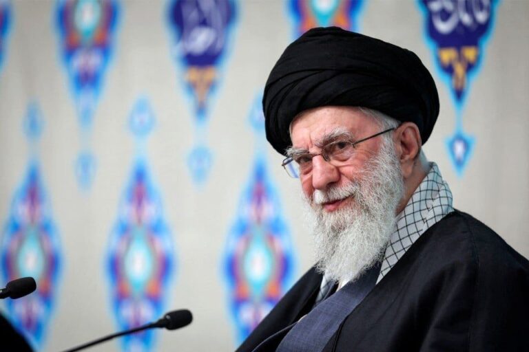 حضرت آیت‌الله خامنه‌ای