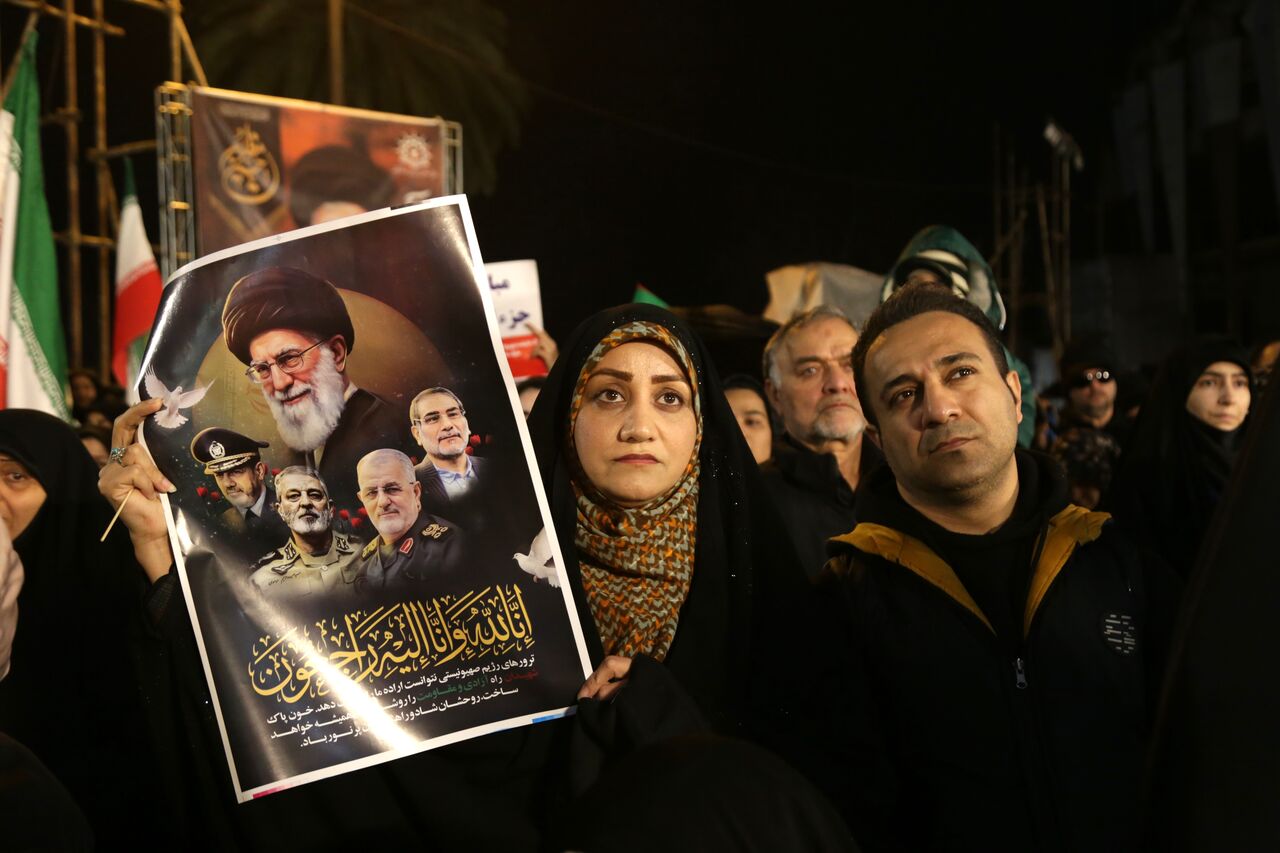 رهبر عزیز