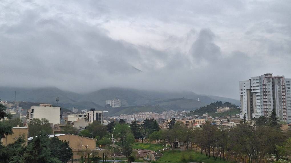 رگبار و رعد و برق