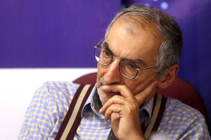 صادق زیباکلام